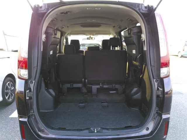 2014 Toyota Noah 4WD X auction photo 10