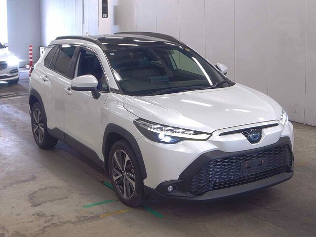2022 Toyota Corolla Cross Hybrid Z Japan auction vehicle