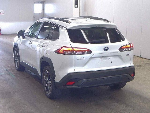 2022 Toyota Corolla Cross Hybrid Z auction photo 2