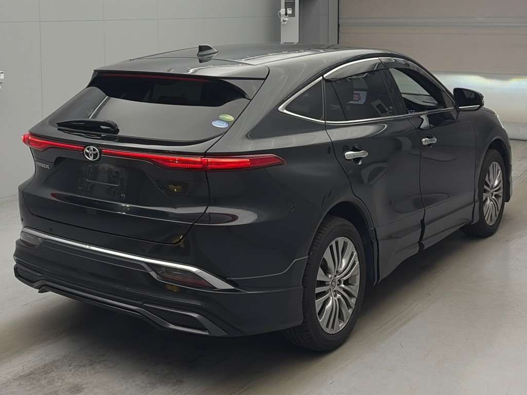 2021 Toyota Harrier Z auction photo 2