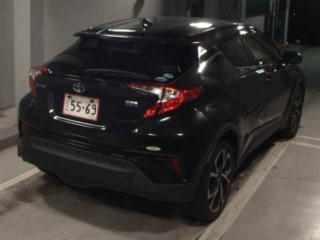 2017 Toyota C-HR G auction photo 5