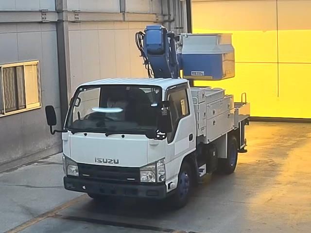 2010 Isuzu Elf 高所作業車 Japan auction vehicle