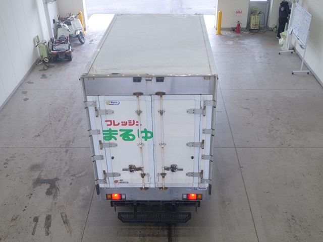 2013 Isuzu Elf Reizo Reito auction photo 3