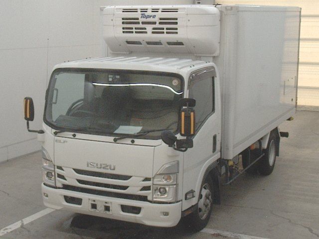 Japan Auction Vehicles 10 2021 Isuzu Elf Refrigerated and frozen trucks auction photo