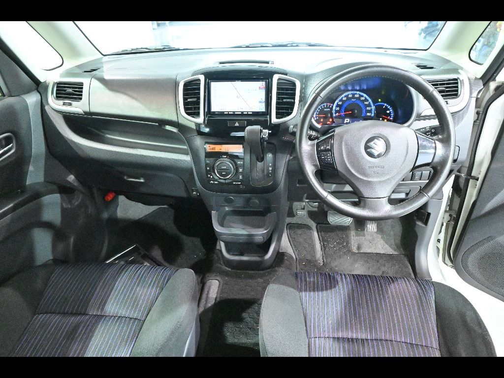 2013 Suzuki ソリオバンディット auction photo 3