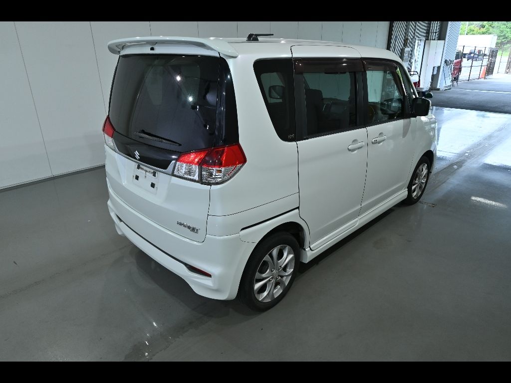 2013 Suzuki ソリオバンディット auction photo 2