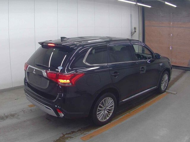 2019 Mitsubishi Outlander PHEV G Limited Edition 4WD auction photo 5