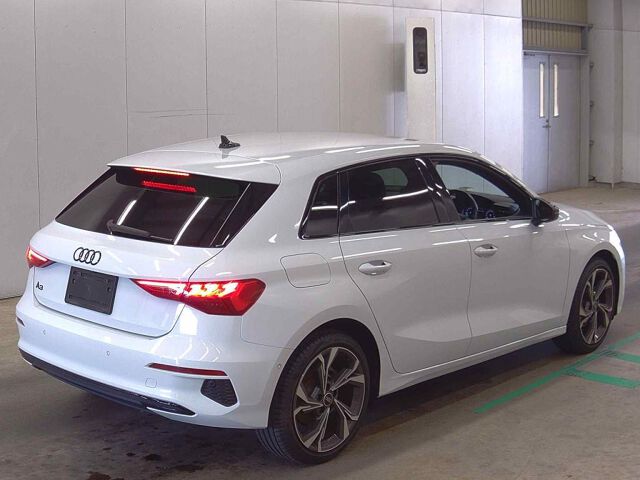 2024 Audi A3 SB30TFSIシグネE auction photo 5