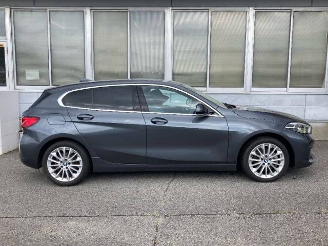 2021 BMW 1 Series 118d Play Edition auction photo 2