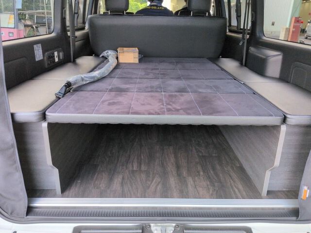 2024 Toyota Hiace LスーパーGLダーク2 4WD auction photo 6