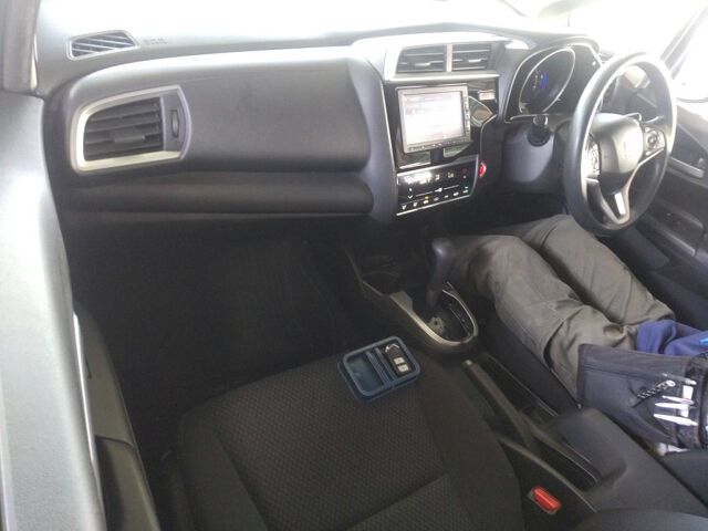 2019 Honda Fit 13G-L H Sensing auction photo 3