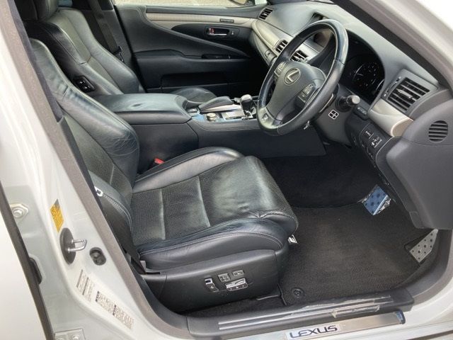 2013 Lexus LS600h 4WD Fスポーツ auction photo 7
