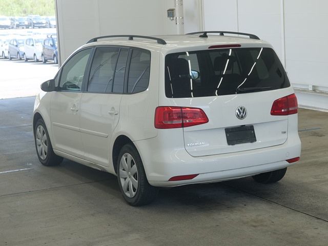 2013 Volkswagen VW ゴルフトゥーラン TSIコンフォートライン auction photo 2