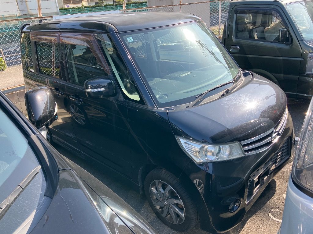 Japan Auction Vehicles 7 2010 Nissan Roox HWS auction photo