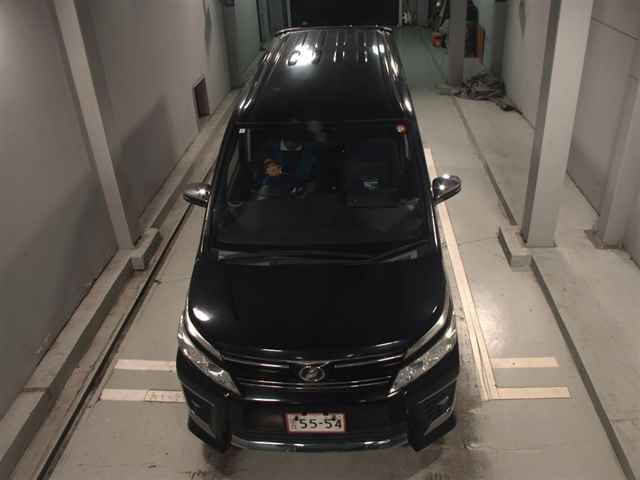 2015 Toyota Voxy auction photo 6