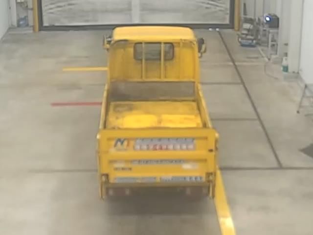 2005 Isuzu Elf 平ボディ auction photo 3