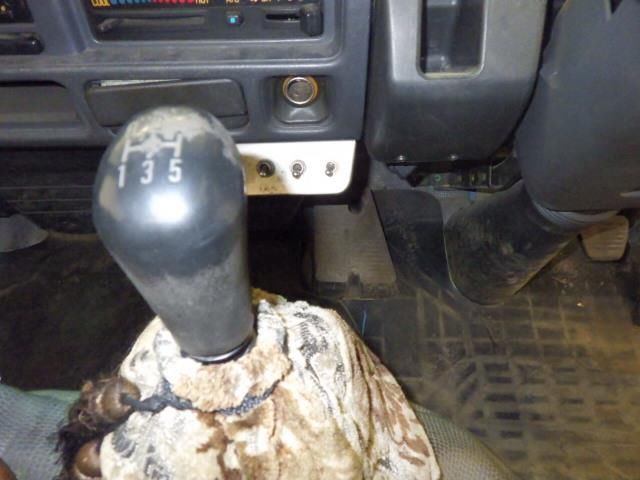 2005 Isuzu Elf 平ボディ auction photo 8