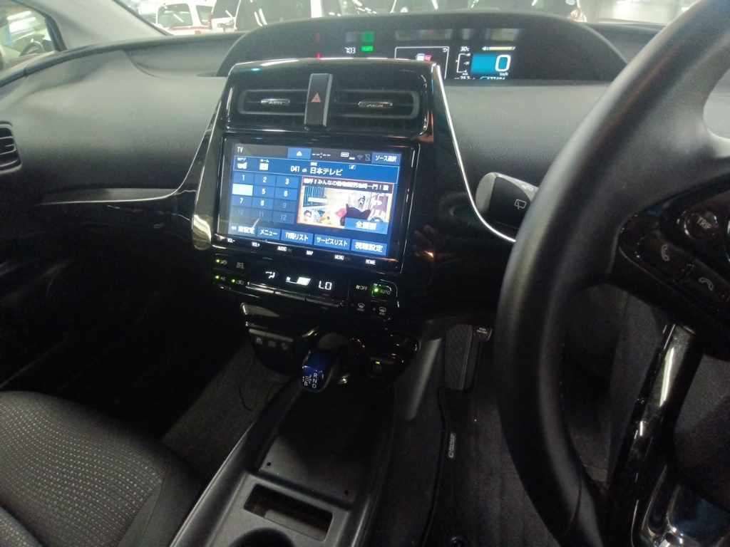 2018 Toyota Prius S auction photo 11