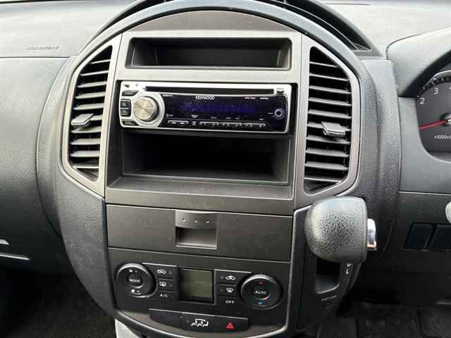 2010 Nissan ラフェスタ auction photo 6