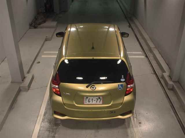 2017 Nissan Note XジョシュセキスライドUPシート auction photo 7