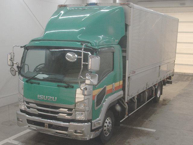 Japan Auction Vehicles 10 2017 Isuzu Forward Wing auction photo