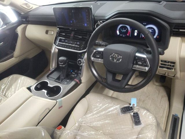 2025 Toyota Land Cruiser ZX 4WD auction photo 3