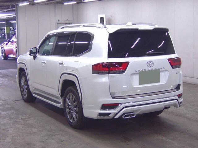 2025 Toyota Land Cruiser ZX 4WD auction photo 2