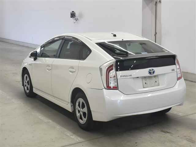 2014 Toyota Prius S auction photo 2