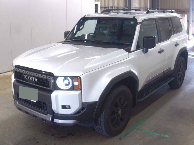 2024 Toyota Land Cruiser 250 ZX First Edition 4WD auction photo 4