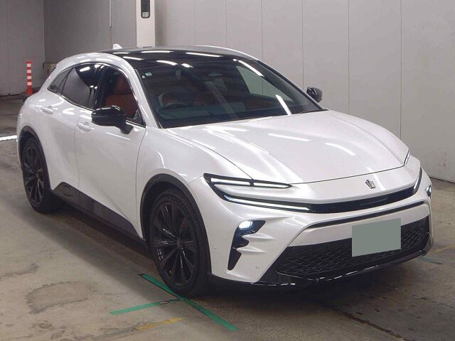 Japan Auction Vehicles 8 2025 Toyota Crown Sport Sports Z (HEV) 4WD auction photo