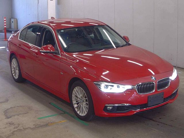 2017 BMW 3 Series 318I Japan auction vehicle