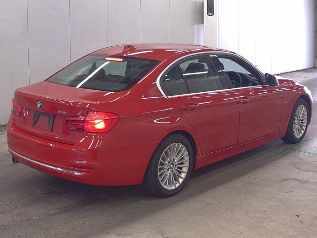 2017 BMW 3 Series 318I auction photo 5
