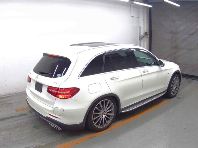 2017 Mercedes-Benz GLC GLC350E4M Sport 4WD auction photo 5