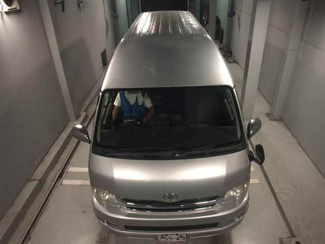 2010 Toyota Hiace 4WD グランドキャビン auction photo 6