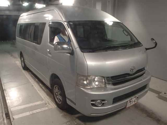 2010 Toyota Hiace 4WD グランドキャビン Japan auction vehicle