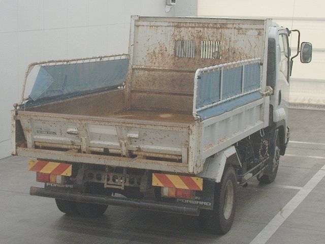 2015 Isuzu Forward dump auction photo 2