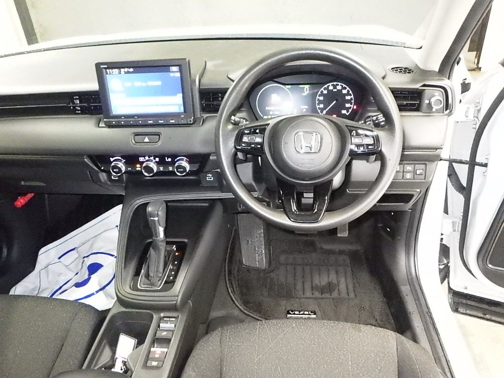2023 Honda Vezel e:HEV X auction photo 3