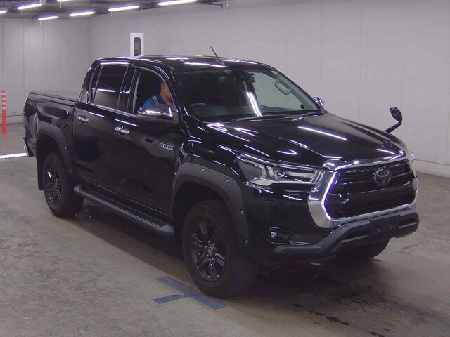Japan Auction Vehicles 8 2021 Toyota Hilux Z 4WD auction photo