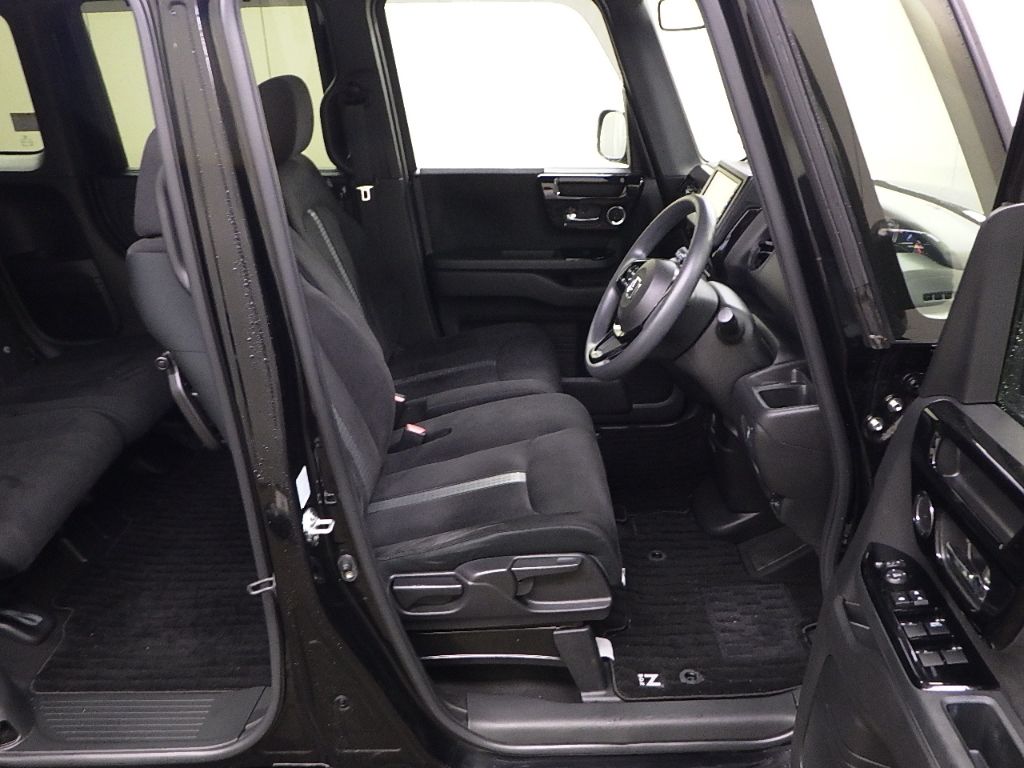 2021 Honda N-BOX カスタムL auction photo 6