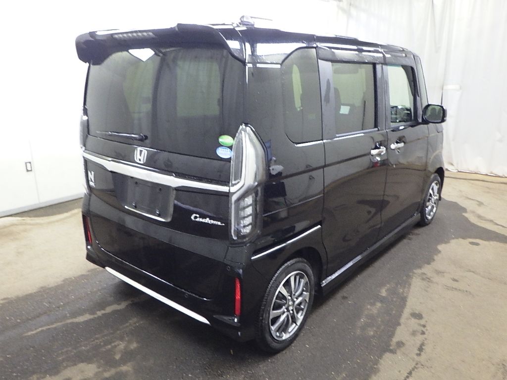 2021 Honda N-BOX カスタムL auction photo 2