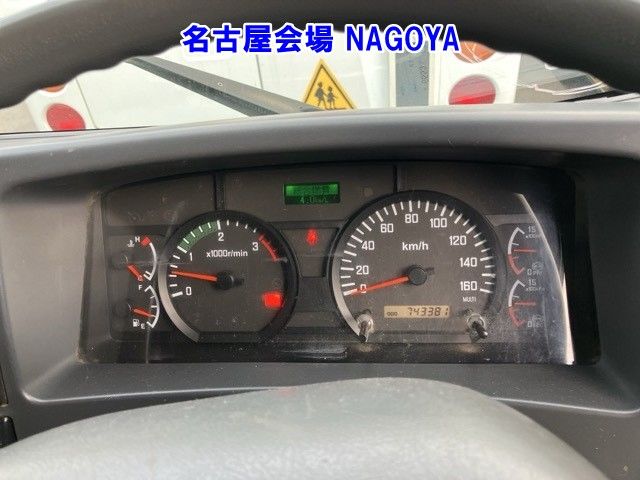 2010 Isuzu ヒラ.クレーン auction photo 7