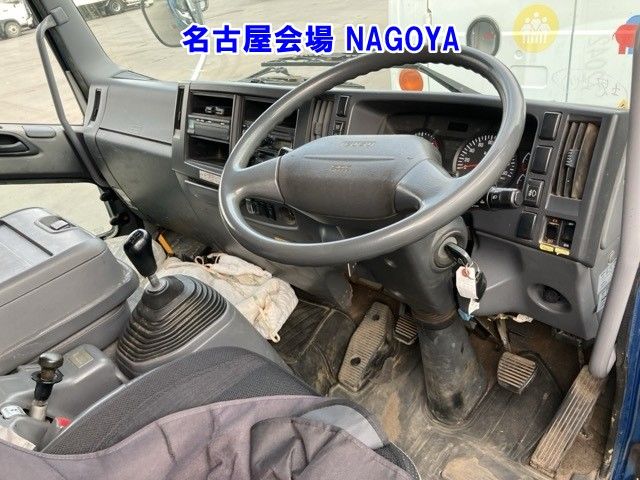 2010 Isuzu ヒラ.クレーン auction photo 4