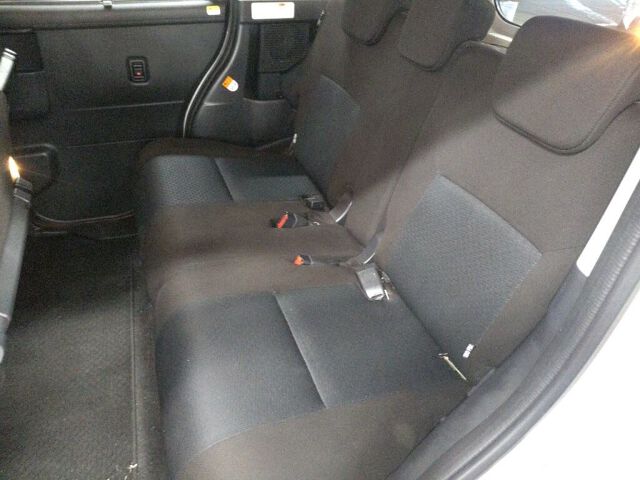 2022 Toyota Roomy G auction photo 6
