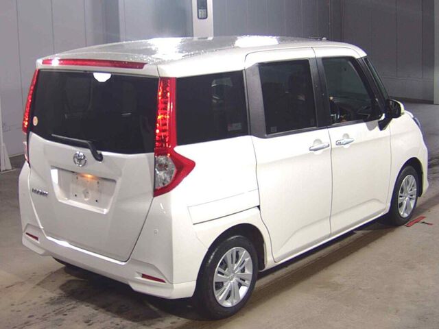 2022 Toyota Roomy G auction photo 5