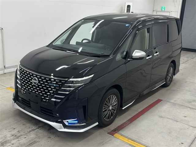 2024 Nissan セレナeパワー eパワーオーテック auction photo 4