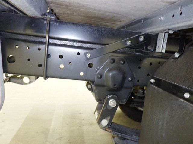 2020 Isuzu Elf Van auction photo 5