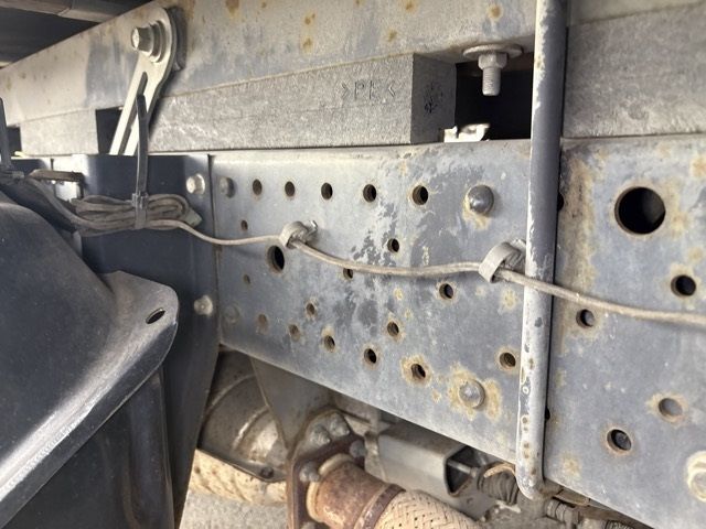 2013 Isuzu Elf Hira auction photo 17