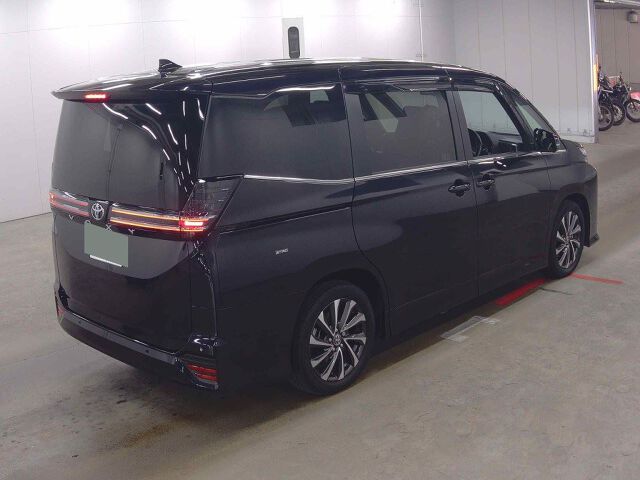 2025 Toyota Voxy S-Z auction photo 5