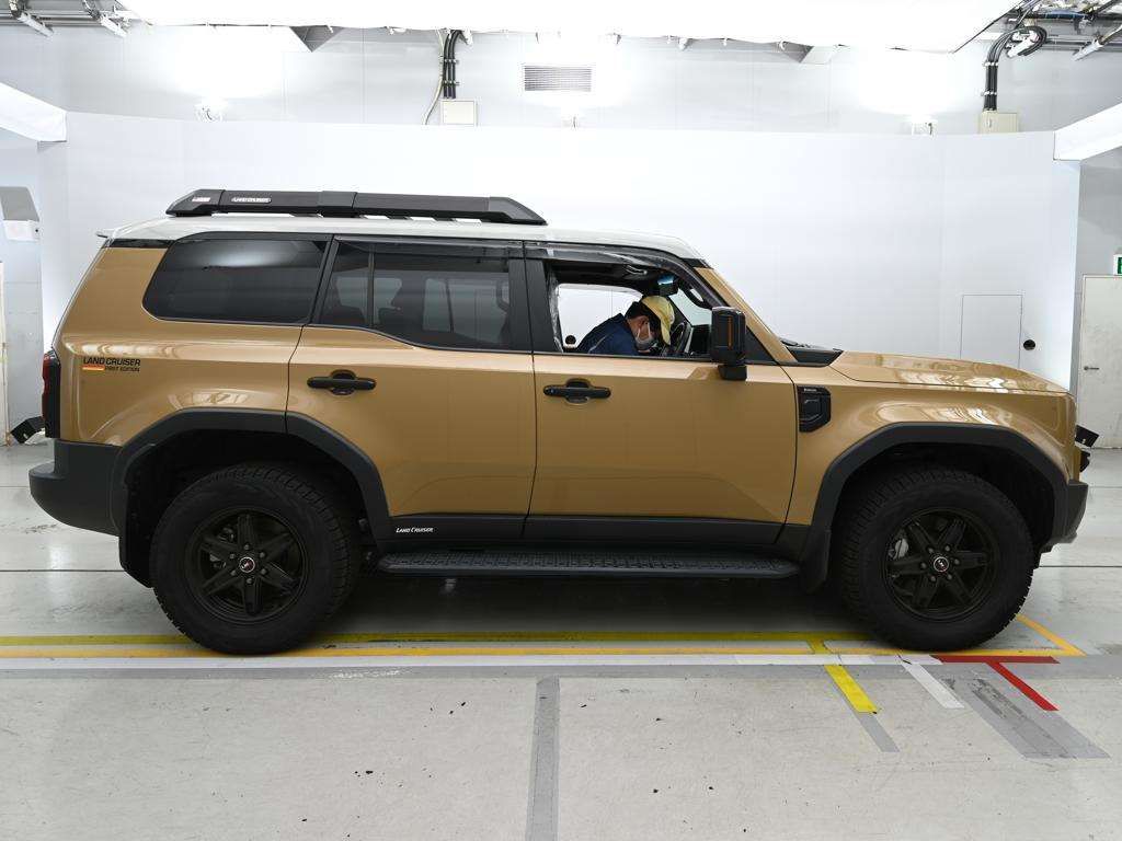 2024 Toyota Land Cruiser 250 ZXファーストエディション 4WD auction photo 3