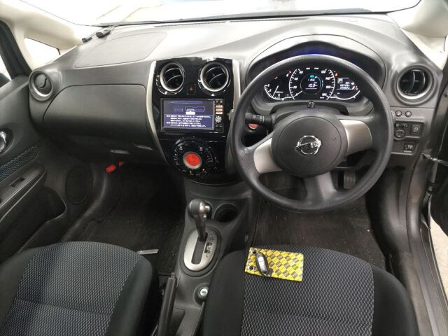 2013 Nissan Note X DIG-S auction photo 3